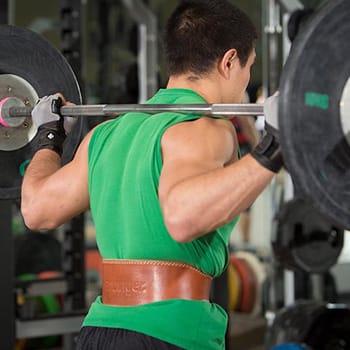 weight lifting by man