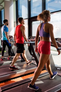 group training on treadmill